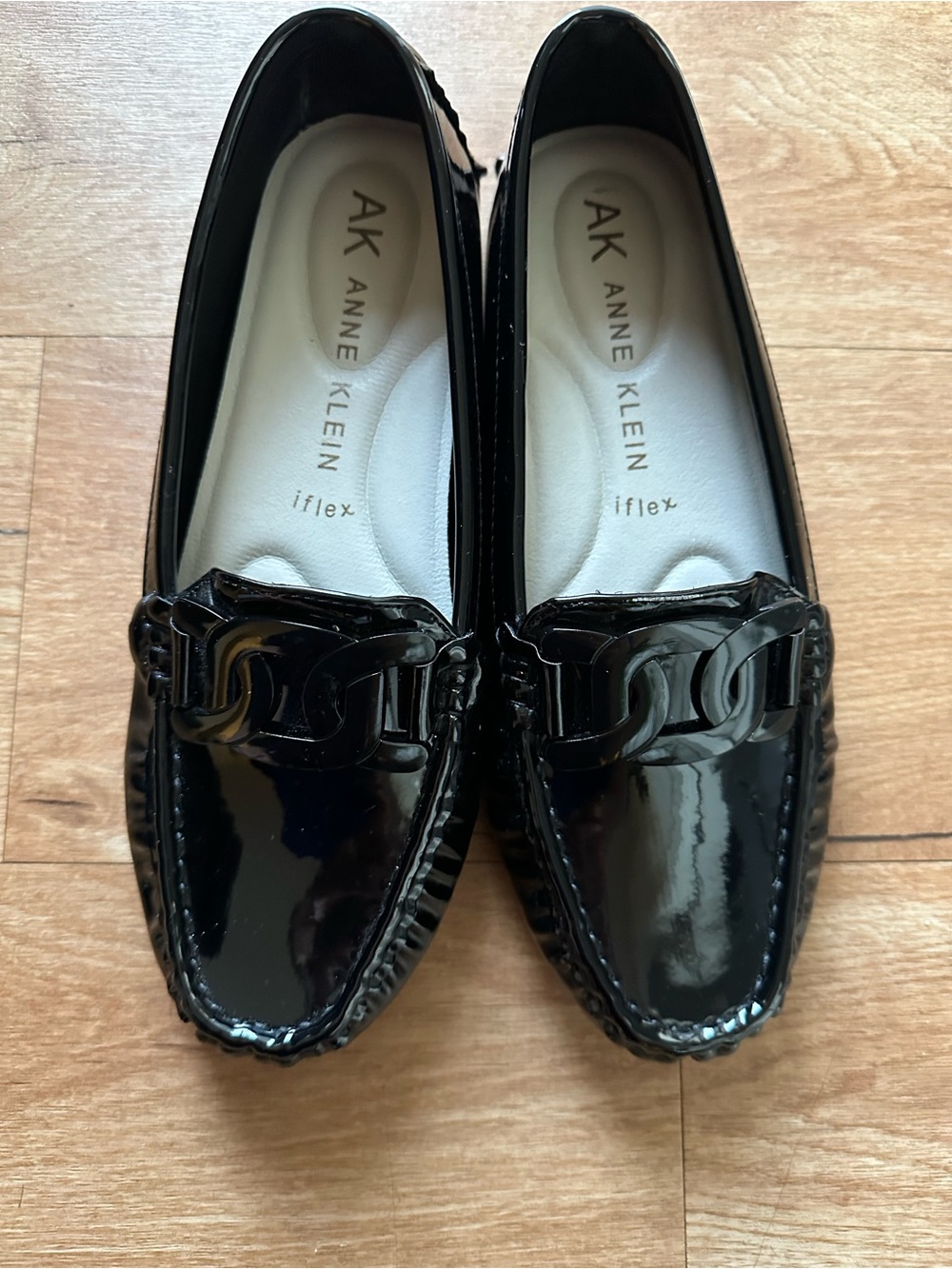 AK Anne Klein iflex Straun Black Patent Loafers - Size 7M